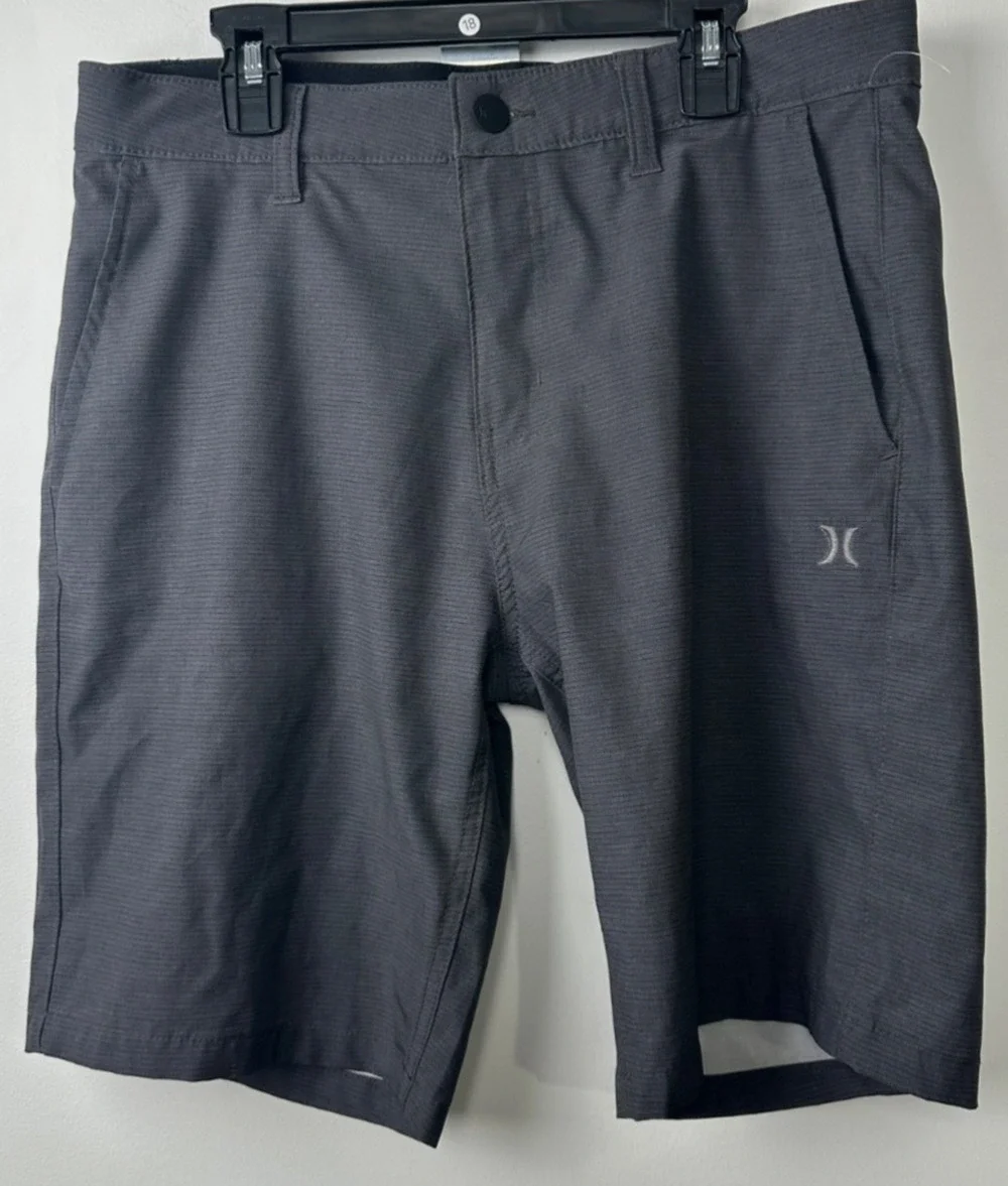 Hurley Hybrid Walk Shorts | Men’s Size 30 Gray B21